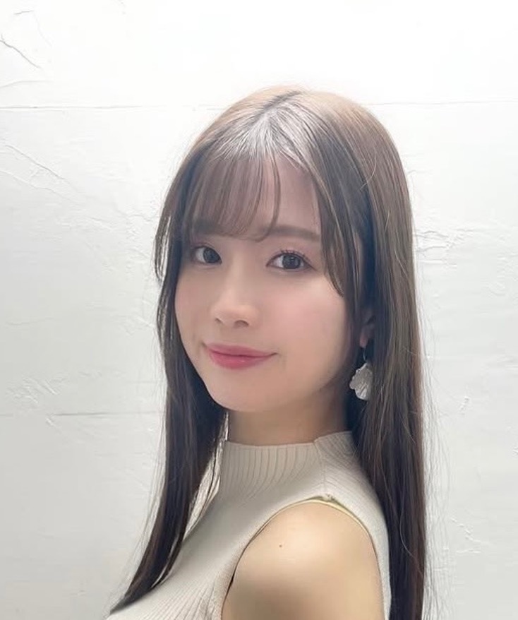 女性ヘアスタイル_ロングストレート
